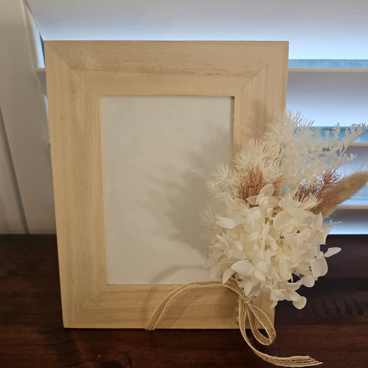 Dried floral photo frames